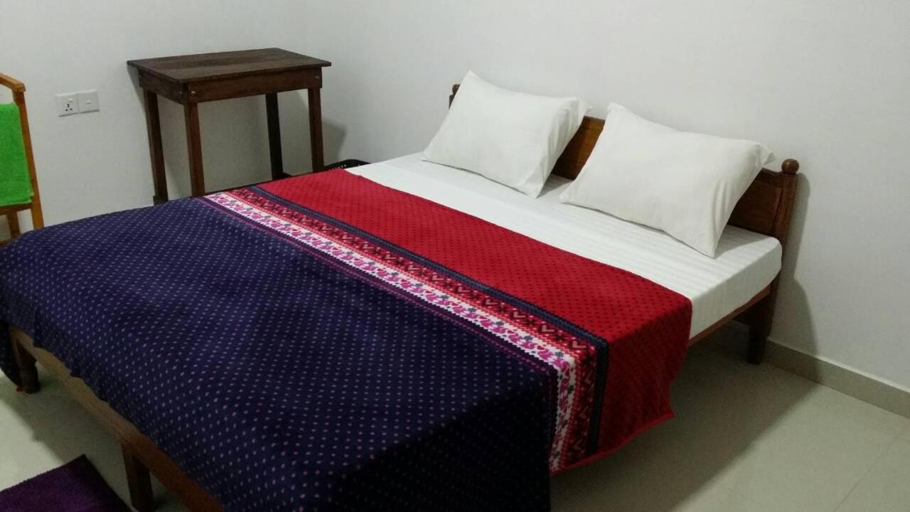 Tea Breeze Motel Nallathanniya Esterno foto