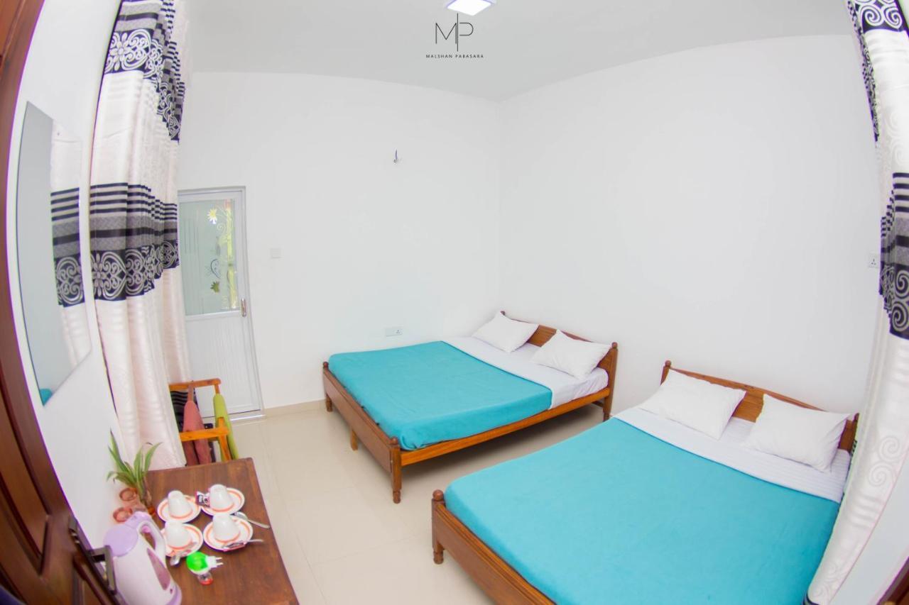 Tea Breeze Motel Nallathanniya Esterno foto